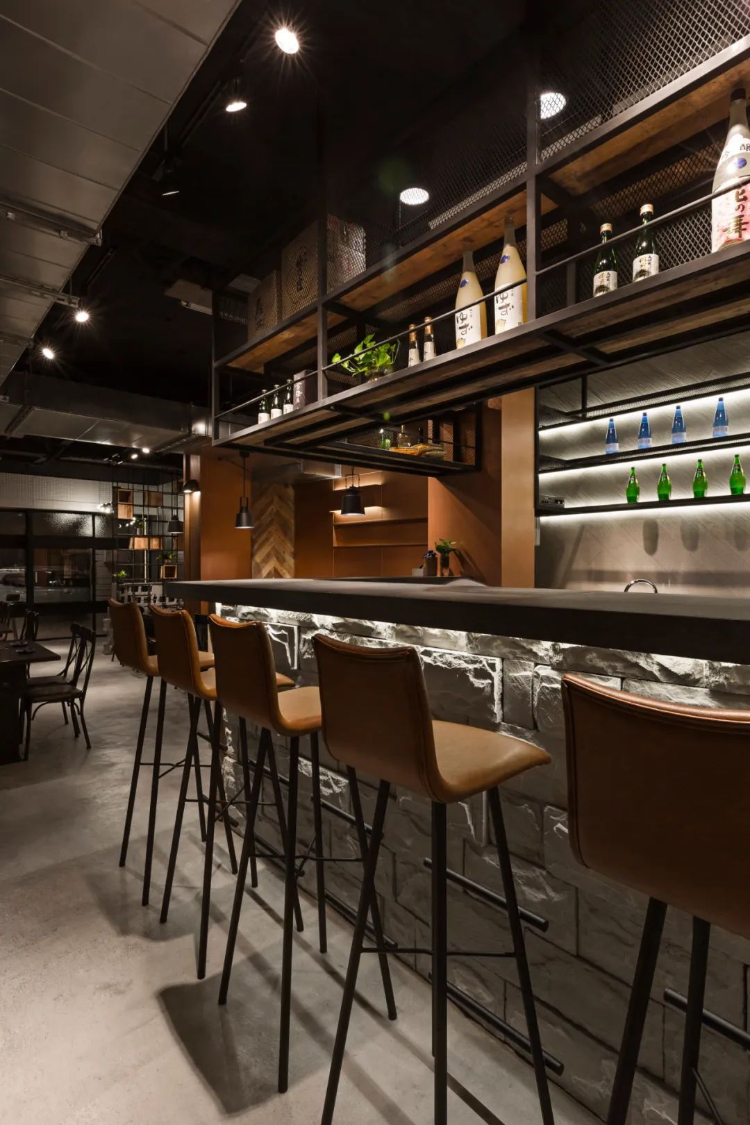 设计师王迪设计作品：烤肉店｜嗜烧肉