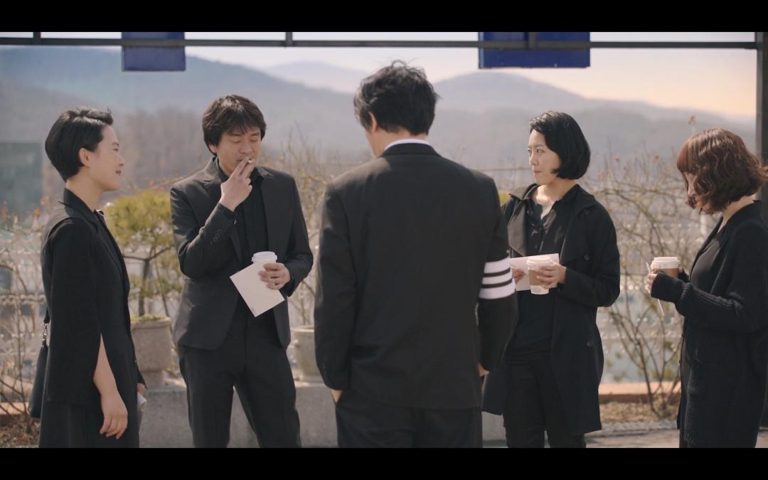 因为穷我们睡遍了朋友圈,因为穷睡遍了整个朋友圈