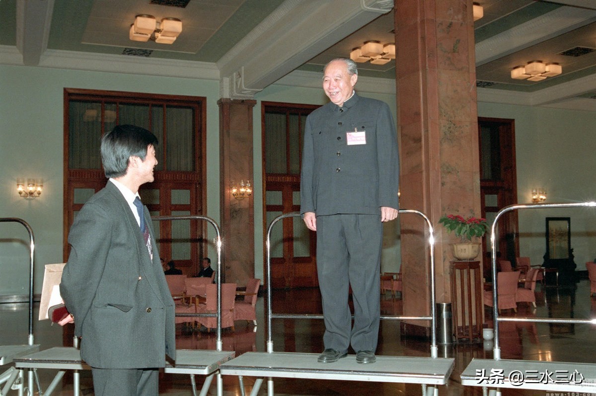 开国将帅中3位元帅、3名少将担任正国级，你知道是哪些吗？