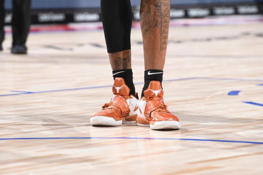 杜兰特单场得分创赛季新高 (杜兰特新赛季高光集锦)