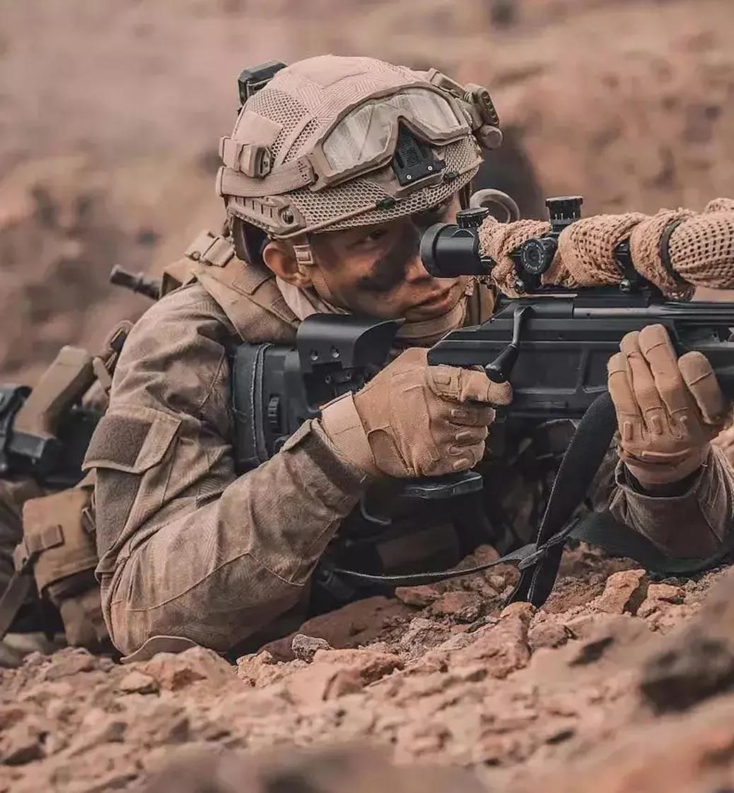 红海行动张译王彦霖黄景瑜,红海行动张译黄景瑜专访视频