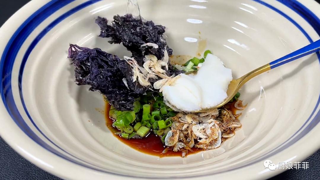 晨起空腹喝水比不吃早餐危害更大,早餐空腹适量喝水的好处