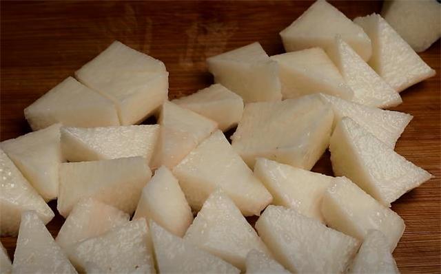 营养又美味的山药新花样吃法,红烧肉腐竹和山药的做法
