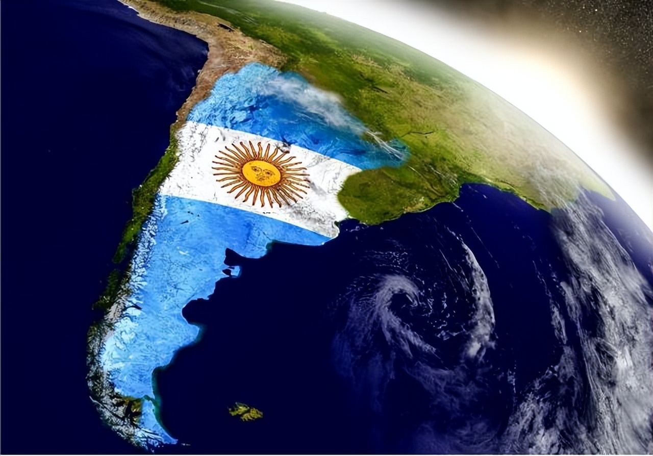 随笔写时要在前面空两格吗,随笔足球比赛