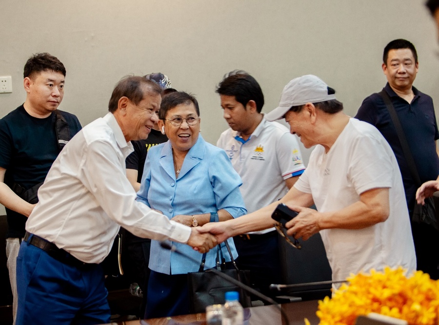 柬埔寨东南亚运动会中国,柬埔寨东南亚运动会开幕式火炬