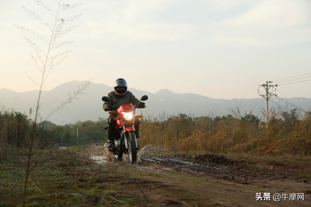 新大洲本田cbf150u摩托车售价,新大洲本田cbf190和铃木酷道155
