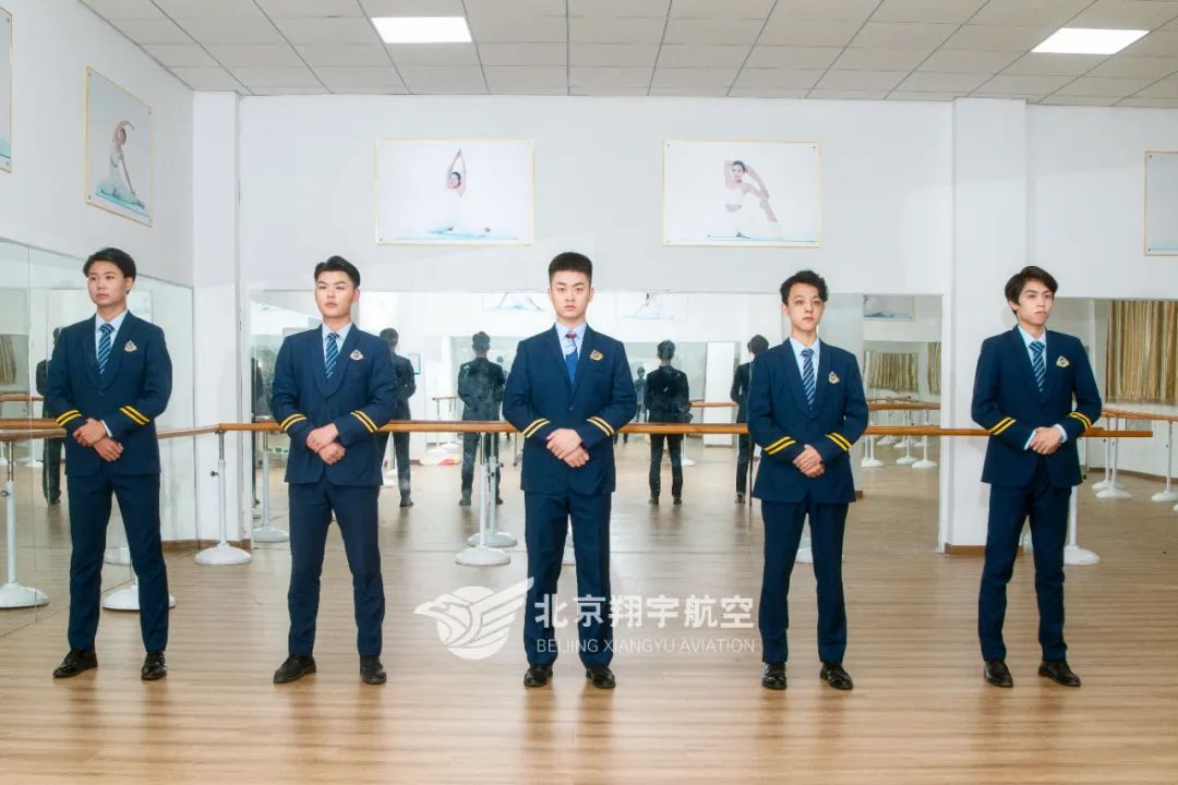 职点迷津筑梦引航微电影,职点迷津教育科技有限公司