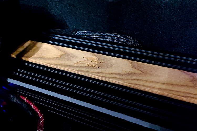 奔驰gle改英国之宝音响,奔驰gle升级音响