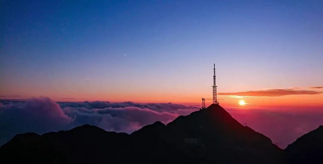 回到早睡早起的日子,回老家朝九晚五