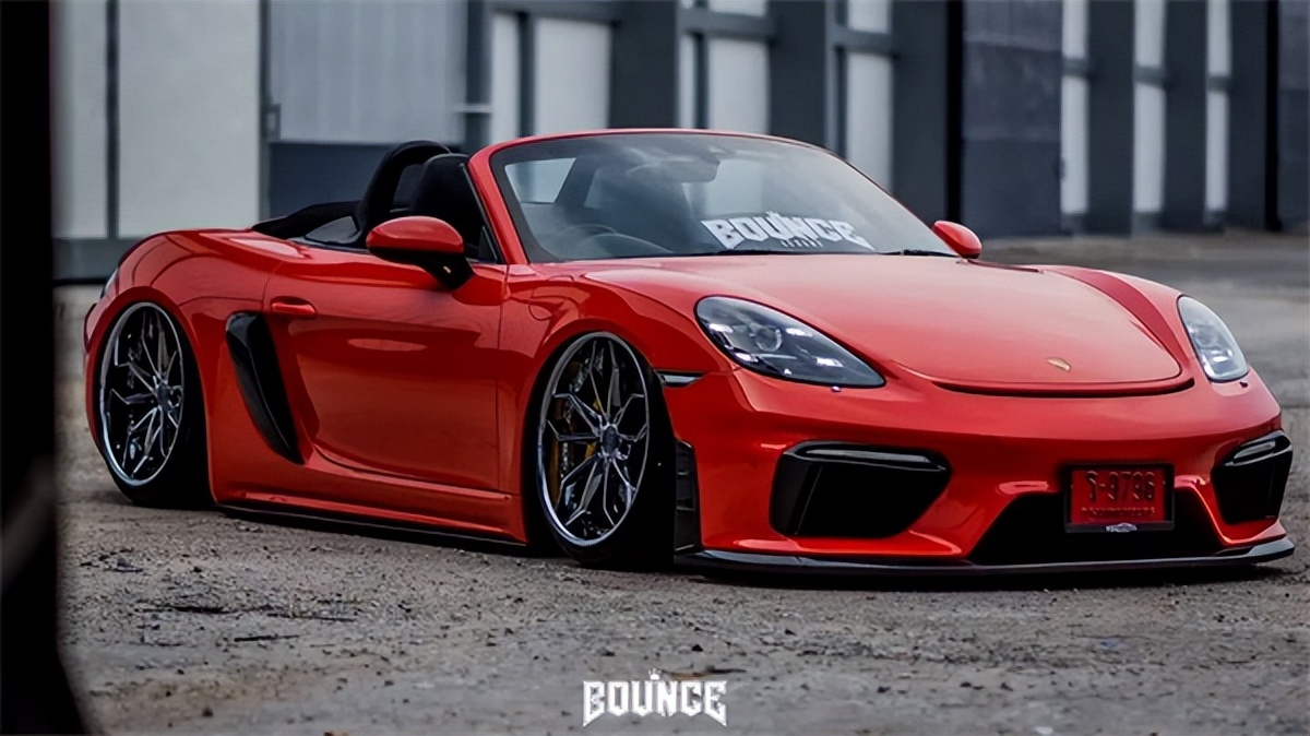 保时捷911改装赛博朋克 (保时捷911改装短弹簧)