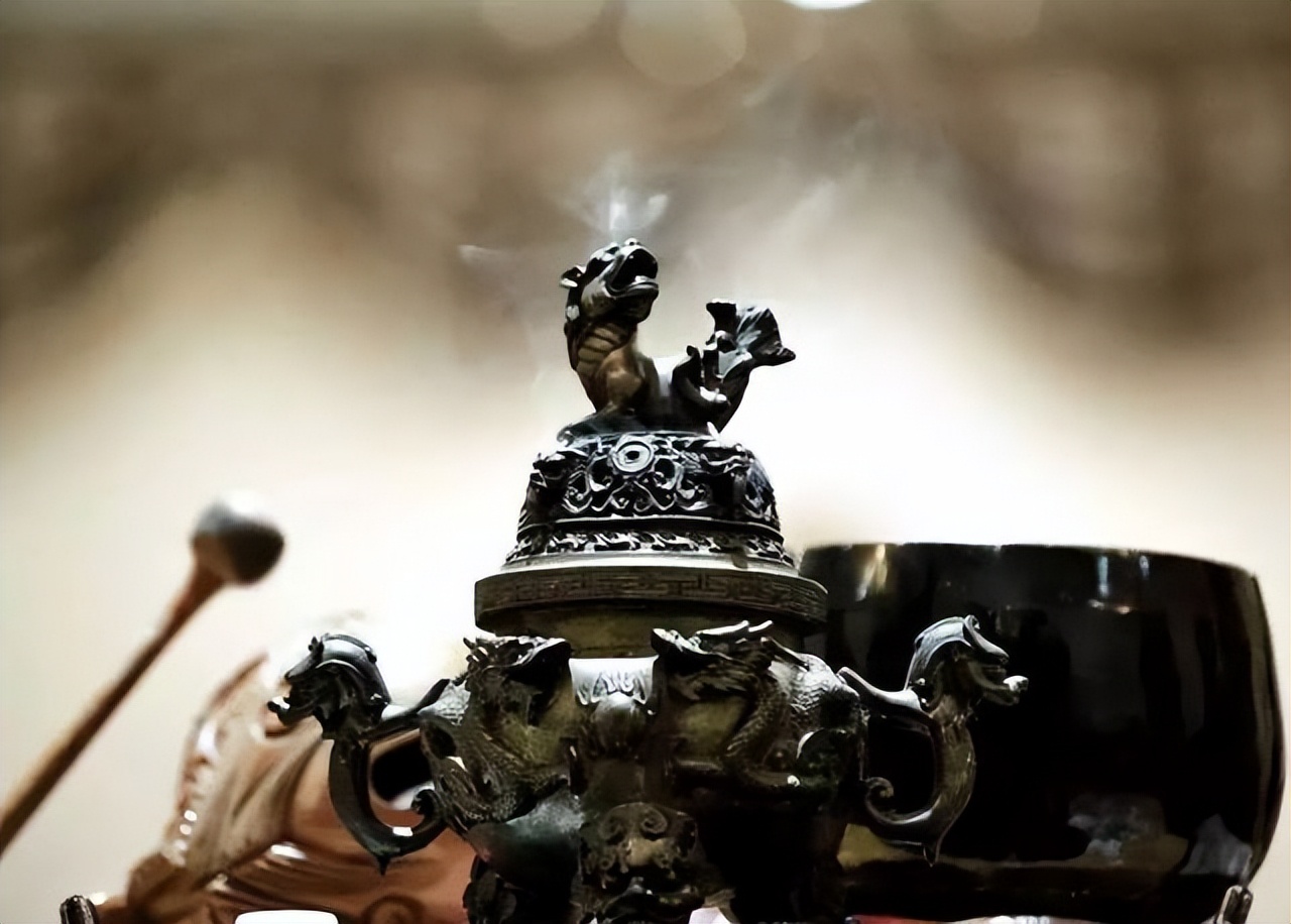 供养香炉讲究,佛教香炉有什么讲究