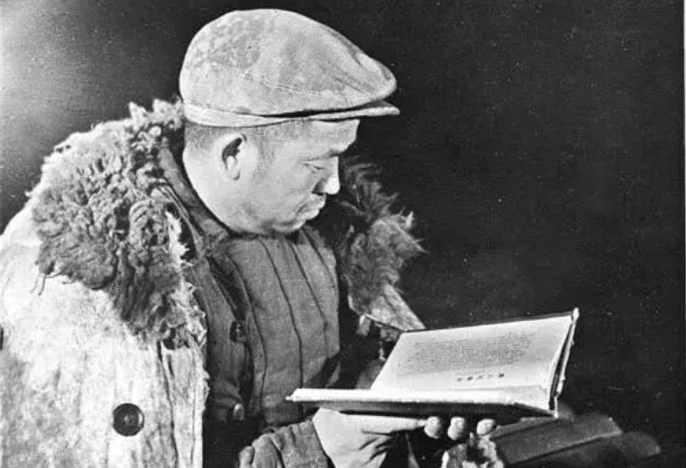 铁人王进喜生平照片,47岁铁人王进喜近况