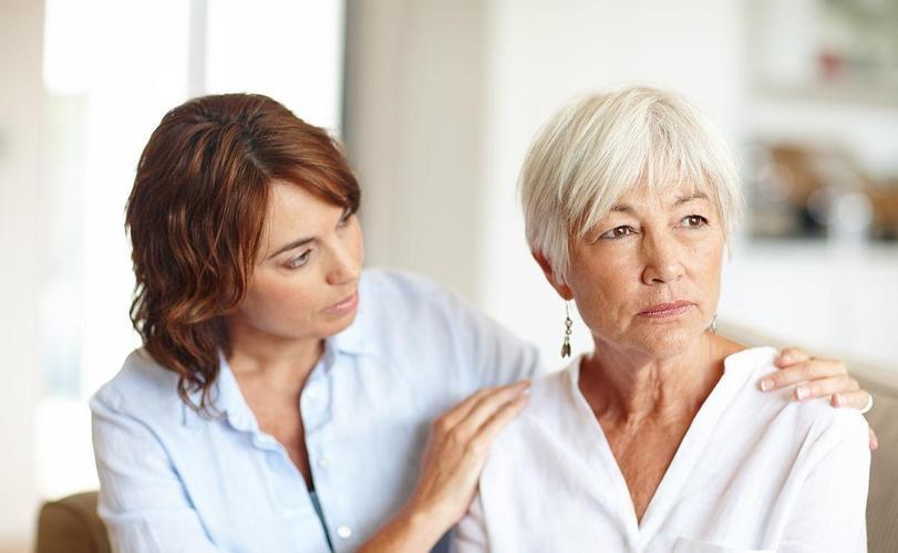 身体出现这几个信号可能更年期,女人出现5种症状可能是肾虚