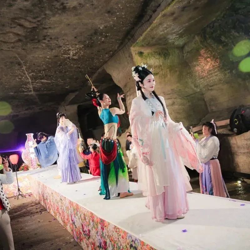 “屯”点时间，“昱”见春天｜美景篇之花朝节