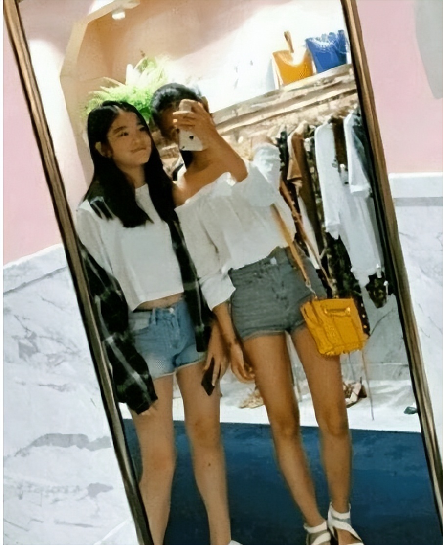 与川普女儿是校友，百亿千金却穿平价卫衣，喜欢和平民子女交朋友