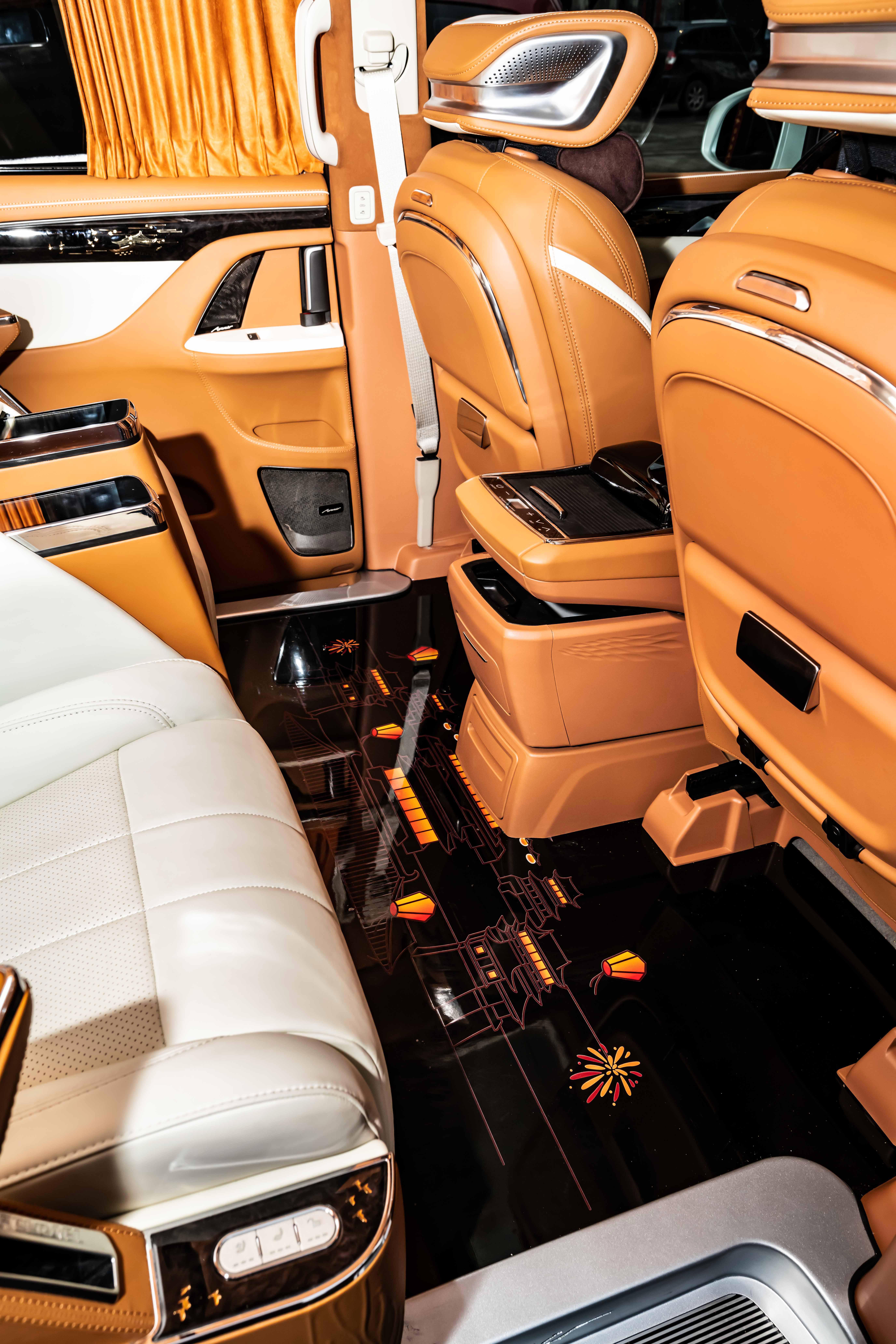 别克gl8改装大唐盛世,别克gl8大唐盛世帝王蓝