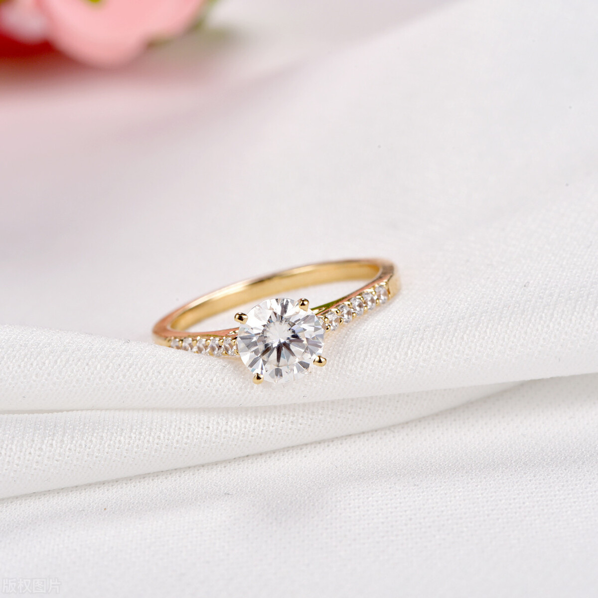 黄金手镯足金和纯金,黄金纯金和足金有什么区别