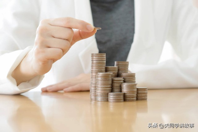 女白领自述（2）：上司送我回家的路上，把车开到了无人的江边