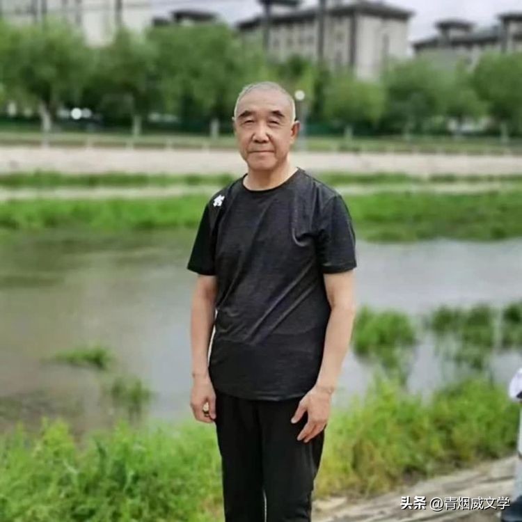 十首绝美的咏荷的词,咏荷七律诗句