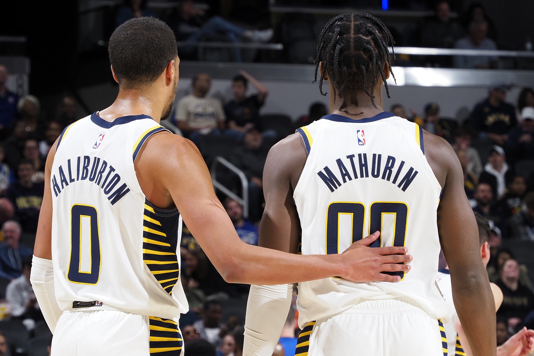 三分球大赛哈利伯顿,哈利伯顿三分大赛完整版