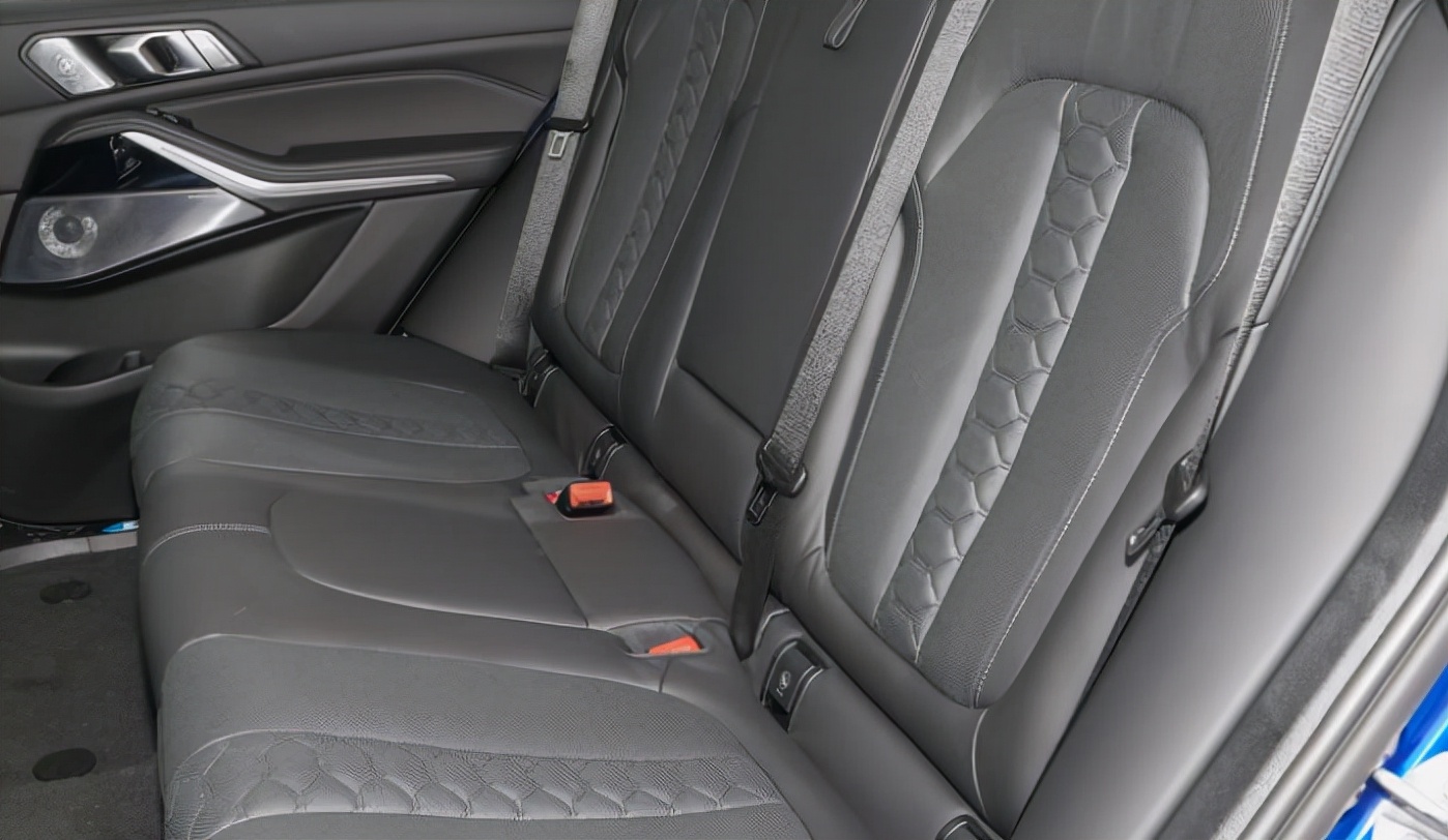 宝马x5m性能版多少钱,宝马x5m0-100加速测试