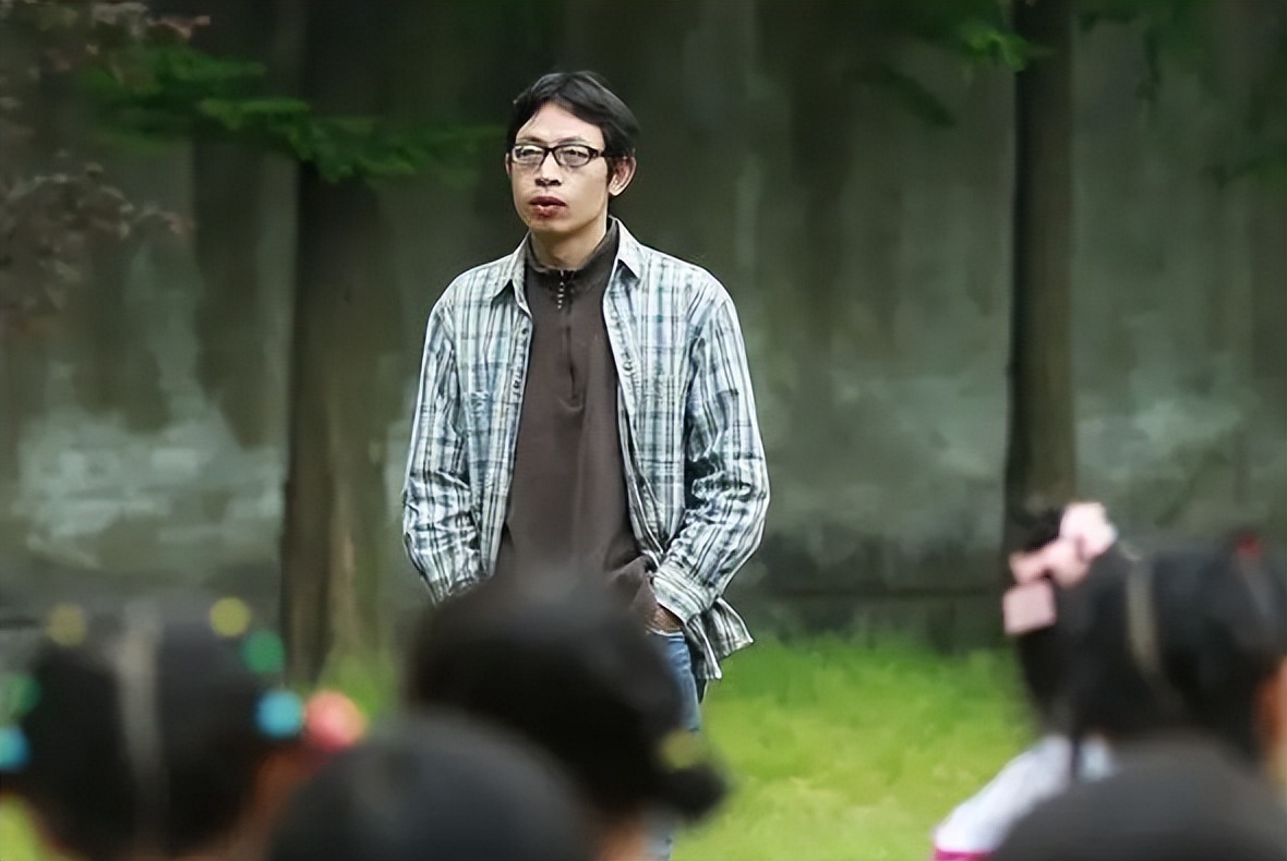 范跑跑地震逃跑是怎样被发现的,范跑跑地震逃跑时关门了吗