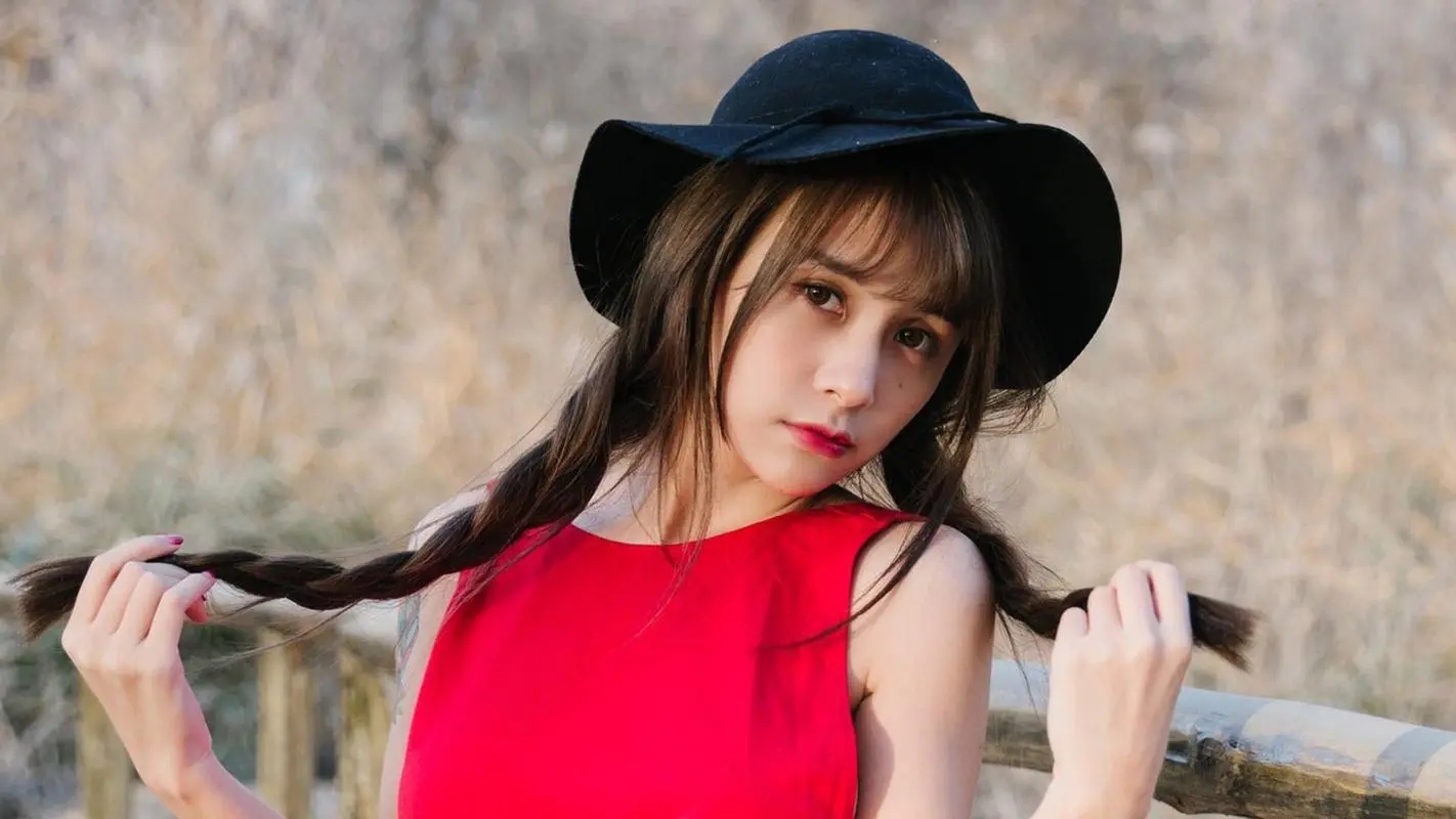 女人对你动心了会发出十种信号,女人对你心动的四个信号