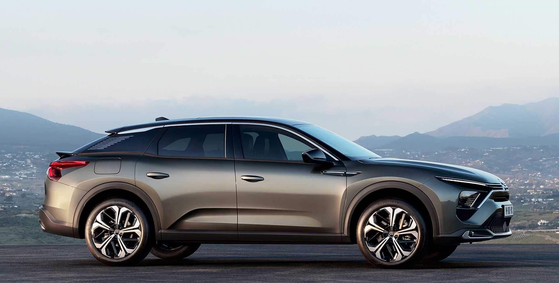 小鹏g620万智能纯电真标杆,13万落地最值得购买的4款合资车