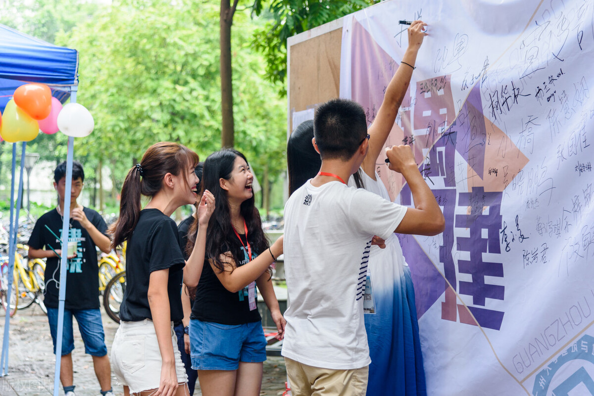 学生会演讲稿范文,学生会提名演讲稿