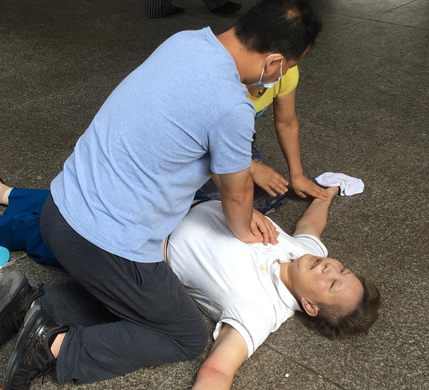 夫妻房事时，坚持多长时间算正常？多久一次对身体好？了解一下