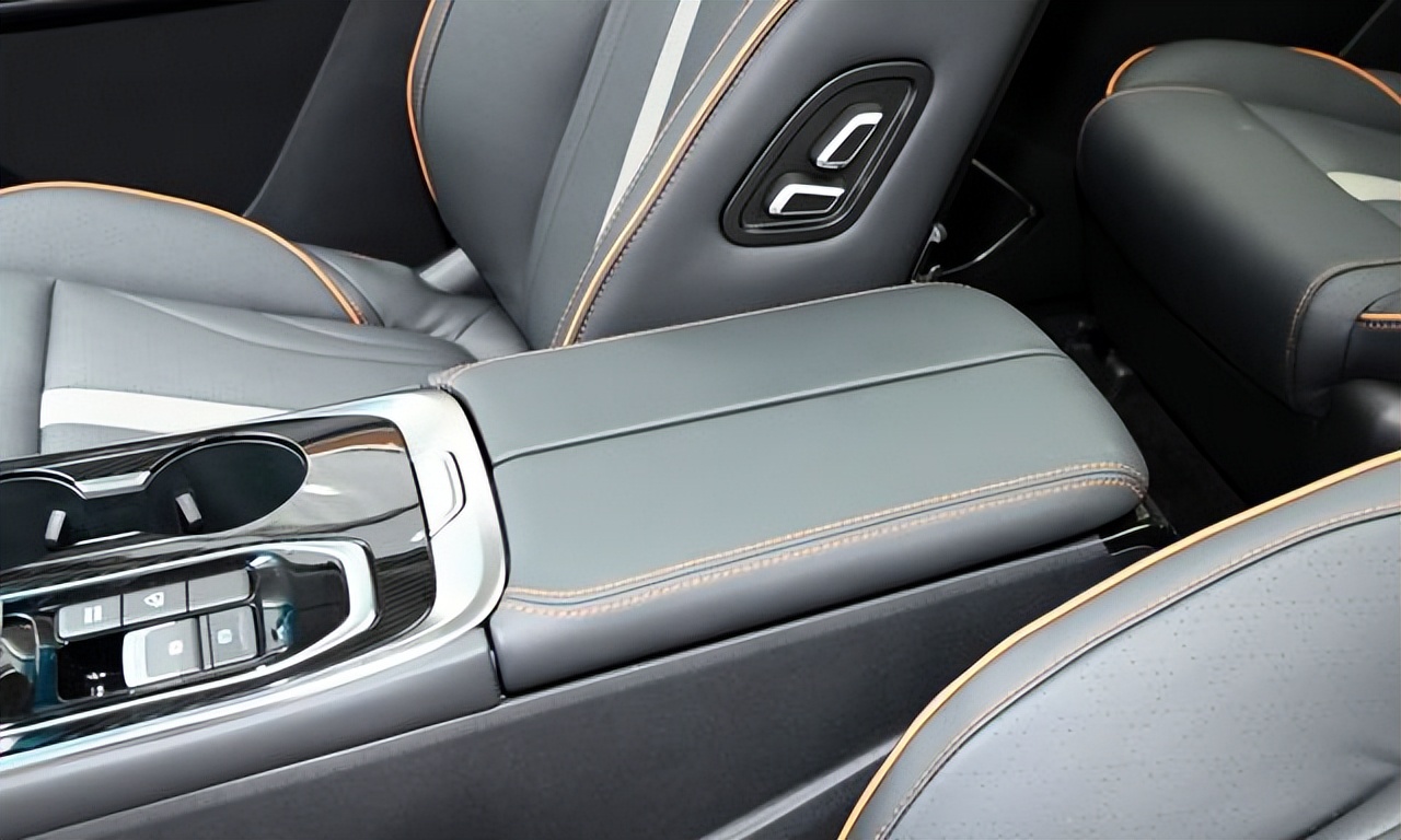 15万没要GL8提了风行游艇，开了520公里，老司机一肚子话要说