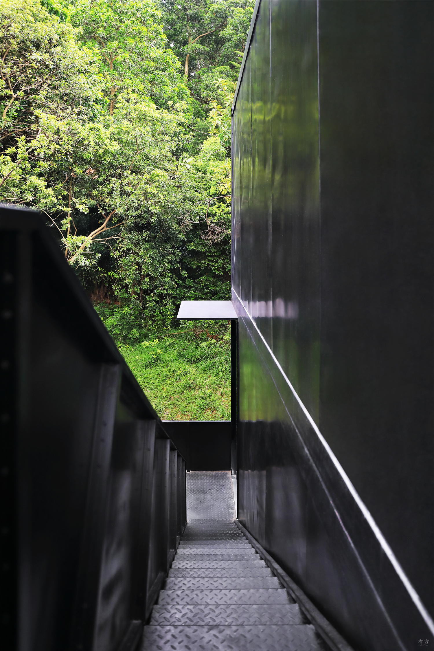 集装箱内的天地：东莞橙果传媒办公室/间外建筑工作室