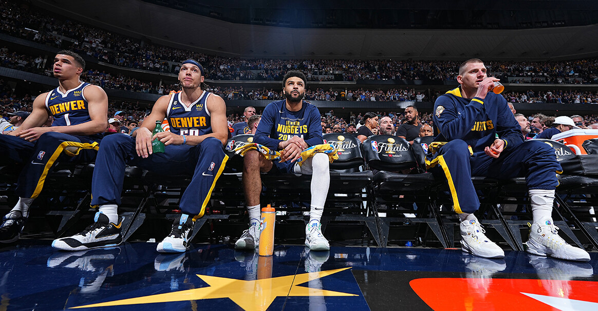 杜兰特在哪两个队得过总冠军,杜兰特到底拿过几次总冠军呀