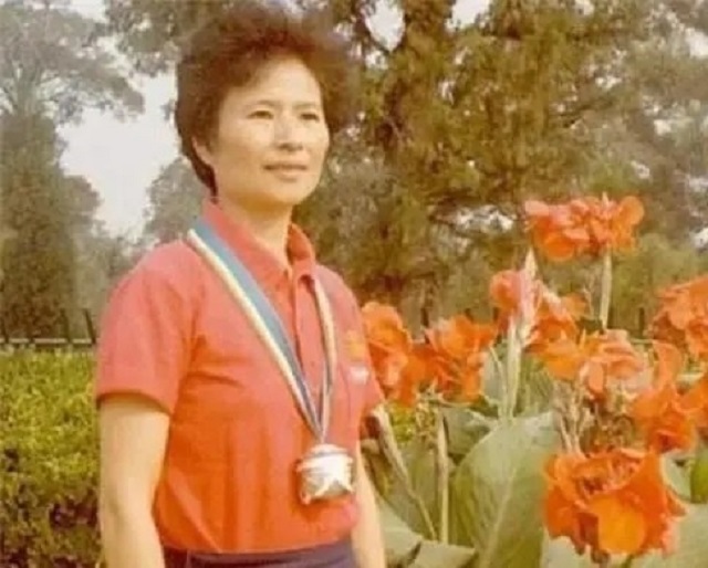 世界女乒冠军梁丽珍：一生未婚，晚年独居养老院，除夕夜孤独去世