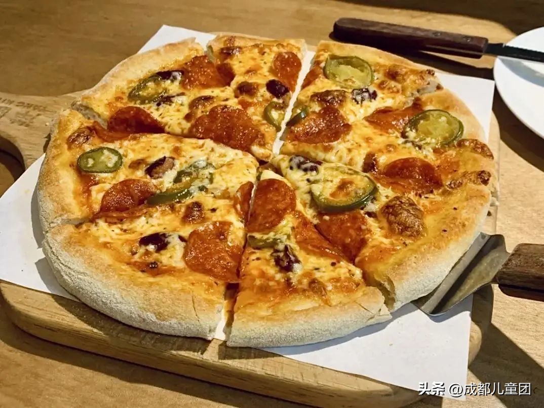 没开达美乐之前，成都人都去哪儿吃披萨？