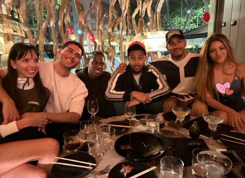 狼姐夏奇拉和皮克,狼姐夏奇拉个人简介