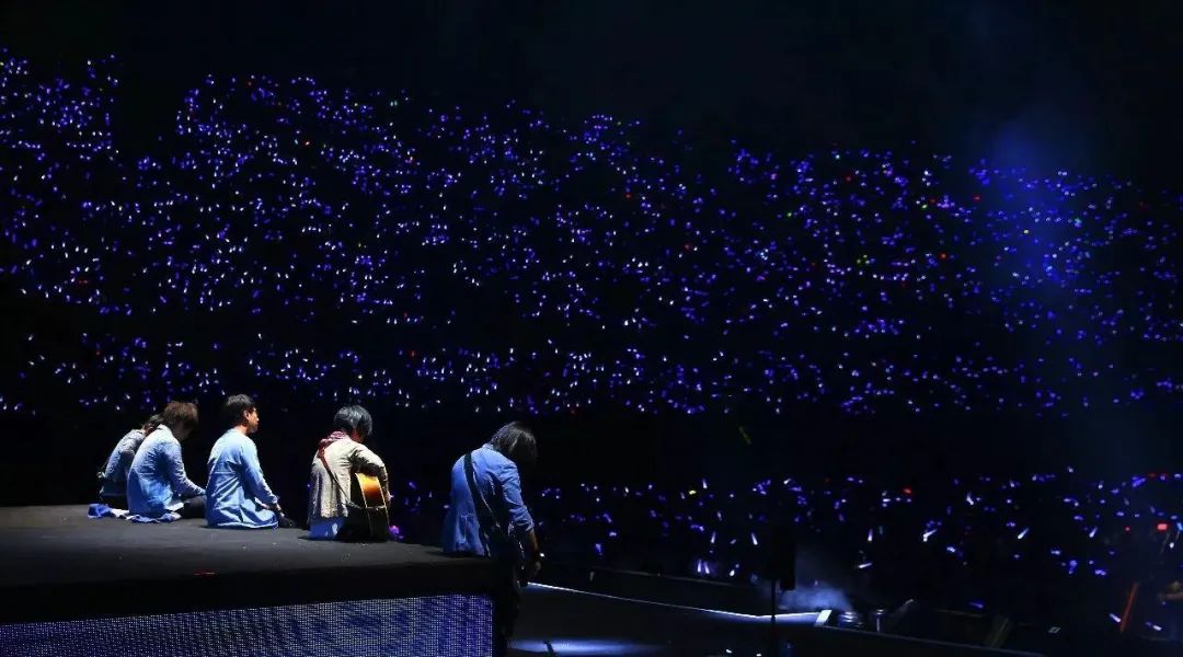 歌词经典语录100句,最打动人心的经典歌词句子