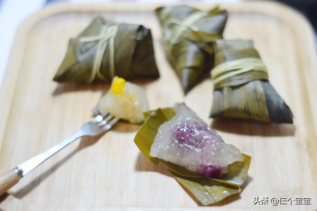 手残党怎么包四角粽子,六个月以上宝宝粽子做法