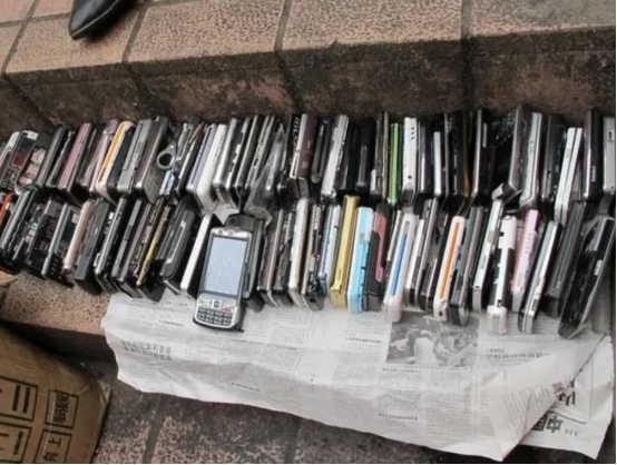 旧手机换菜刀的禁忌,旧手机换盆你还敢换吗