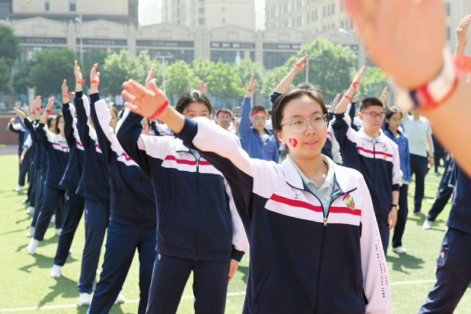 山西省30万考生参加高考,山西近30万考生赶考