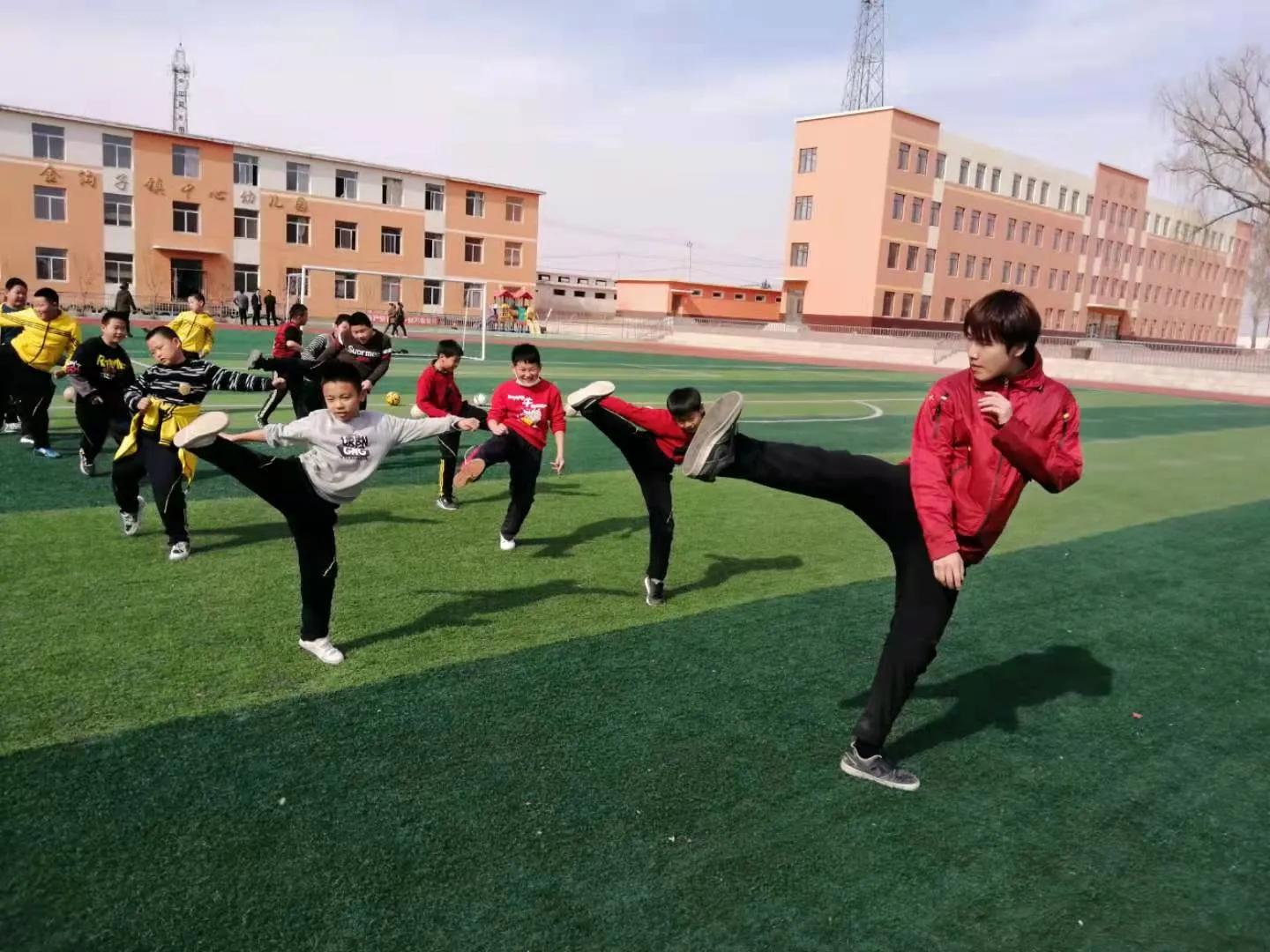 浅谈学校特色课程体系,五年一贯制的学校有什么优势