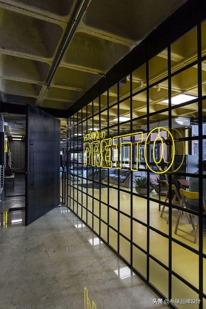 宝安招牌门头招牌发光字制作工程,创意店面门头设计案例