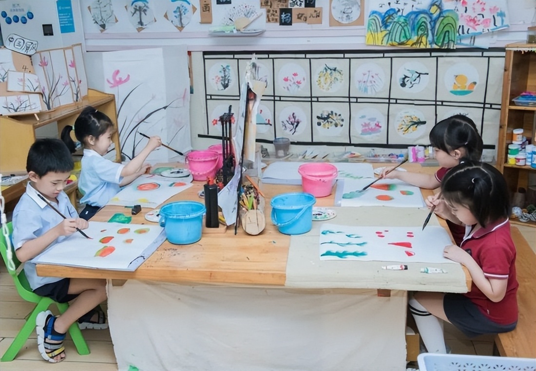 不用怀疑，美好就在幼儿园|走进万婴玩“美”童年，创“艺”成长