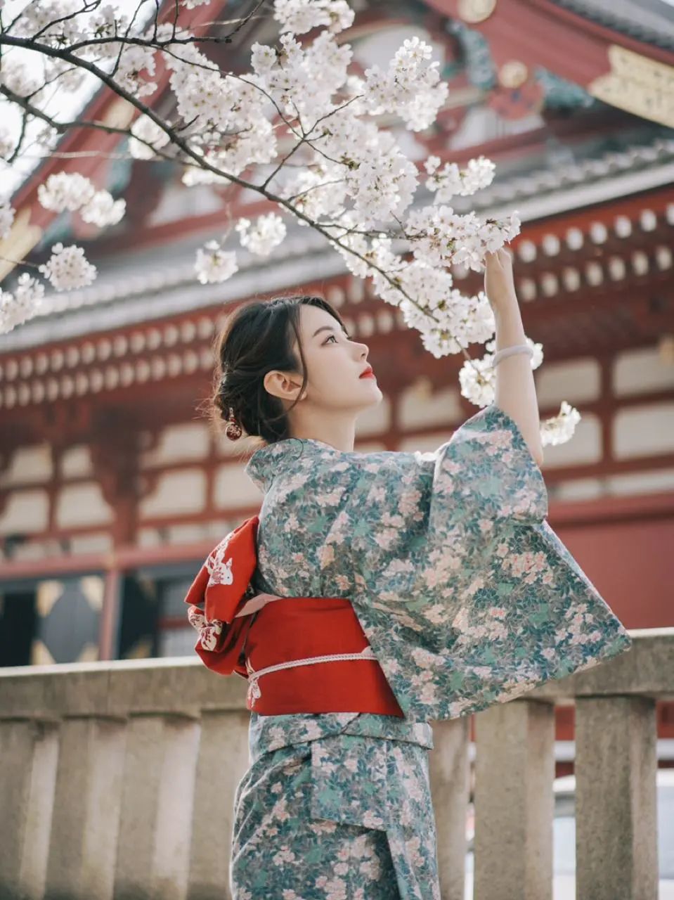 用最热电影展现东京的千幅面孔,看这座东亚都市如何成为现代巨兽