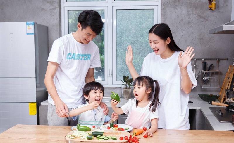 父母170孩子的正常身高应该是多少,父母不高但孩子身高190左右