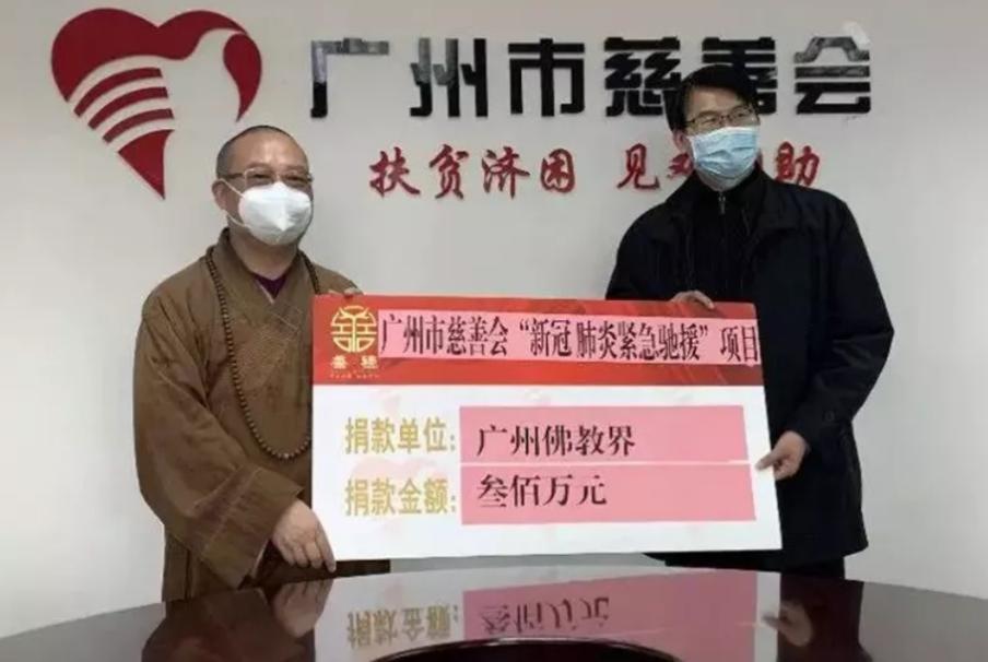 年轻人热衷拜佛,烧香拜佛的年轻人越来越多