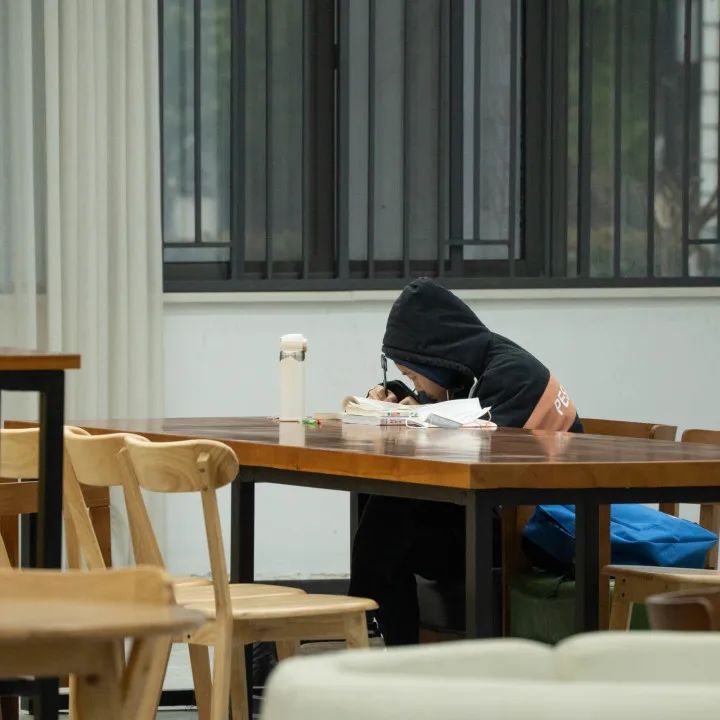 武汉纺织大学外经贸学院开学了吗,武汉纺织大学外经贸开学怎么去