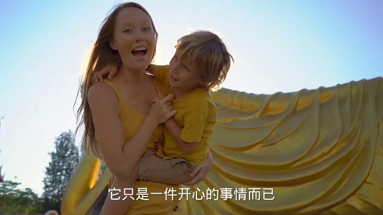 女孩实名举报父亲性侵,女孩