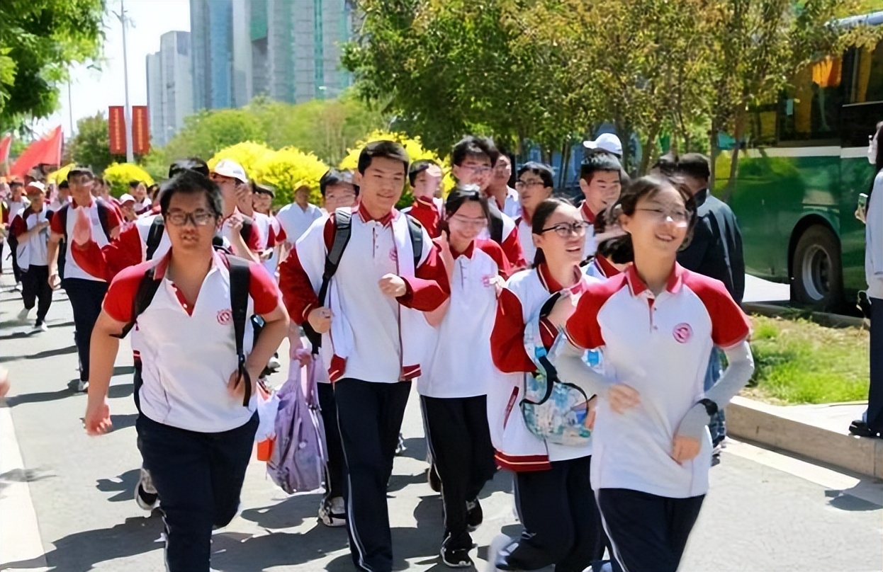 石家庄精英中学延迟开学,石家庄精英中学事件