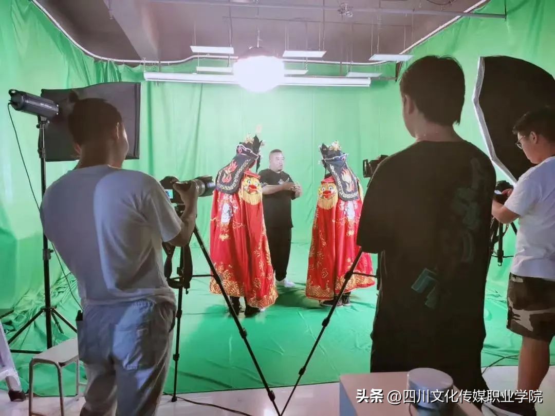 四川文化传媒职业学院是单招吗,四川文化传媒职业学院报名时间表